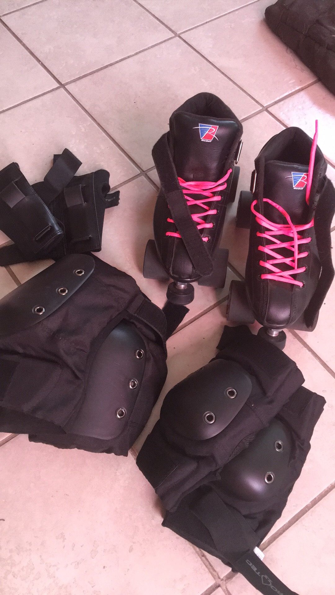 Roller derby gear