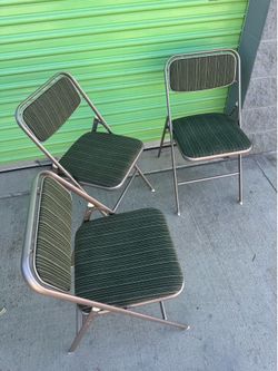 4 vintage Samsonite foldin chairs