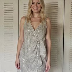 Silver sequin mini dress with tie detail 🪩🫦