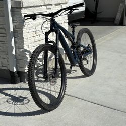 Specialized Stumpjumper 2025