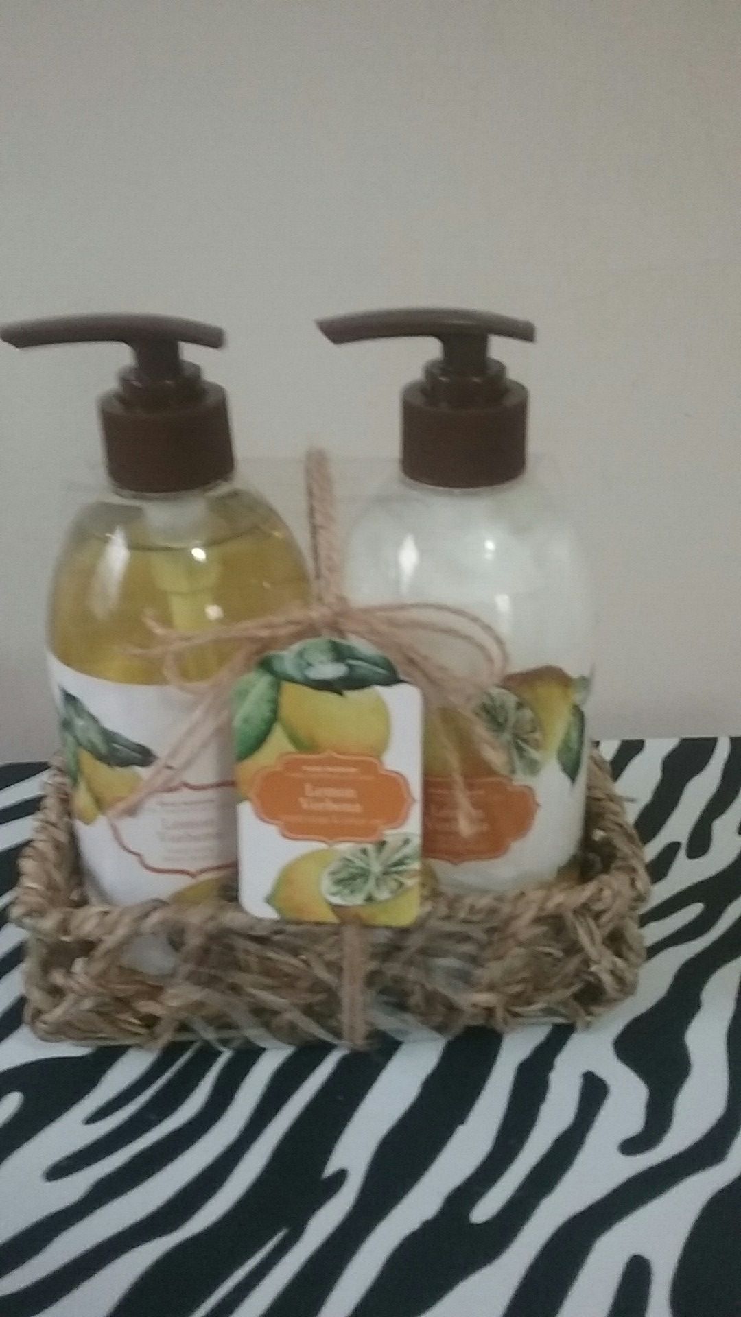 Pure passion Hand soap and lotion set