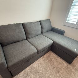 Sofa chaise with Pop Up Trundle 