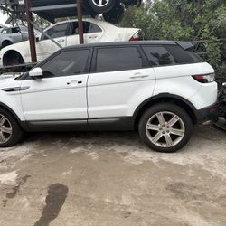 RANGE ROVER EVOQUE 2014 OUT FOR PARTS 