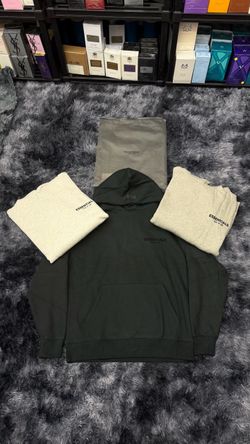 Essentials SS22 Hoodies *FREE DELIVERY*