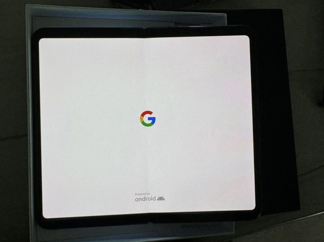 Google Pixel Fold (Unlocked, 512GB, Pristine condition)