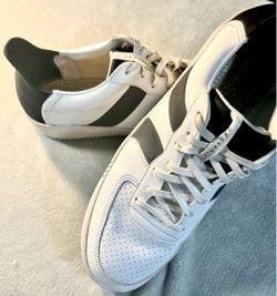 Redvanly White Low-Top Leather Sneakers with Side Stripe
