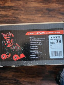 NEW Roller Derby Boot Skates Size 3-6