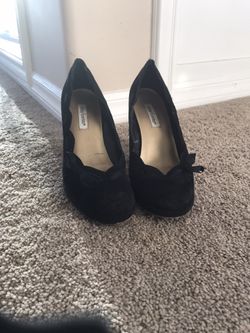 Black Suede Vintage Style Ribbon Laced Pumps