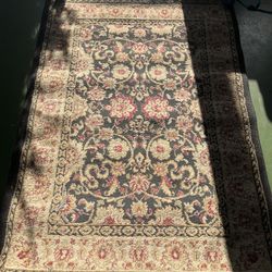 Rug