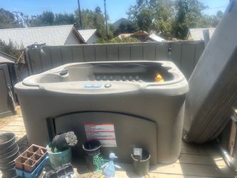 Free jacuzzi