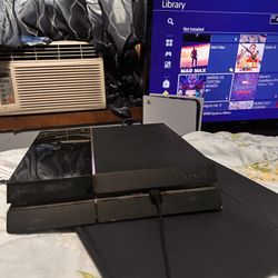 PS4 With Two Controller 