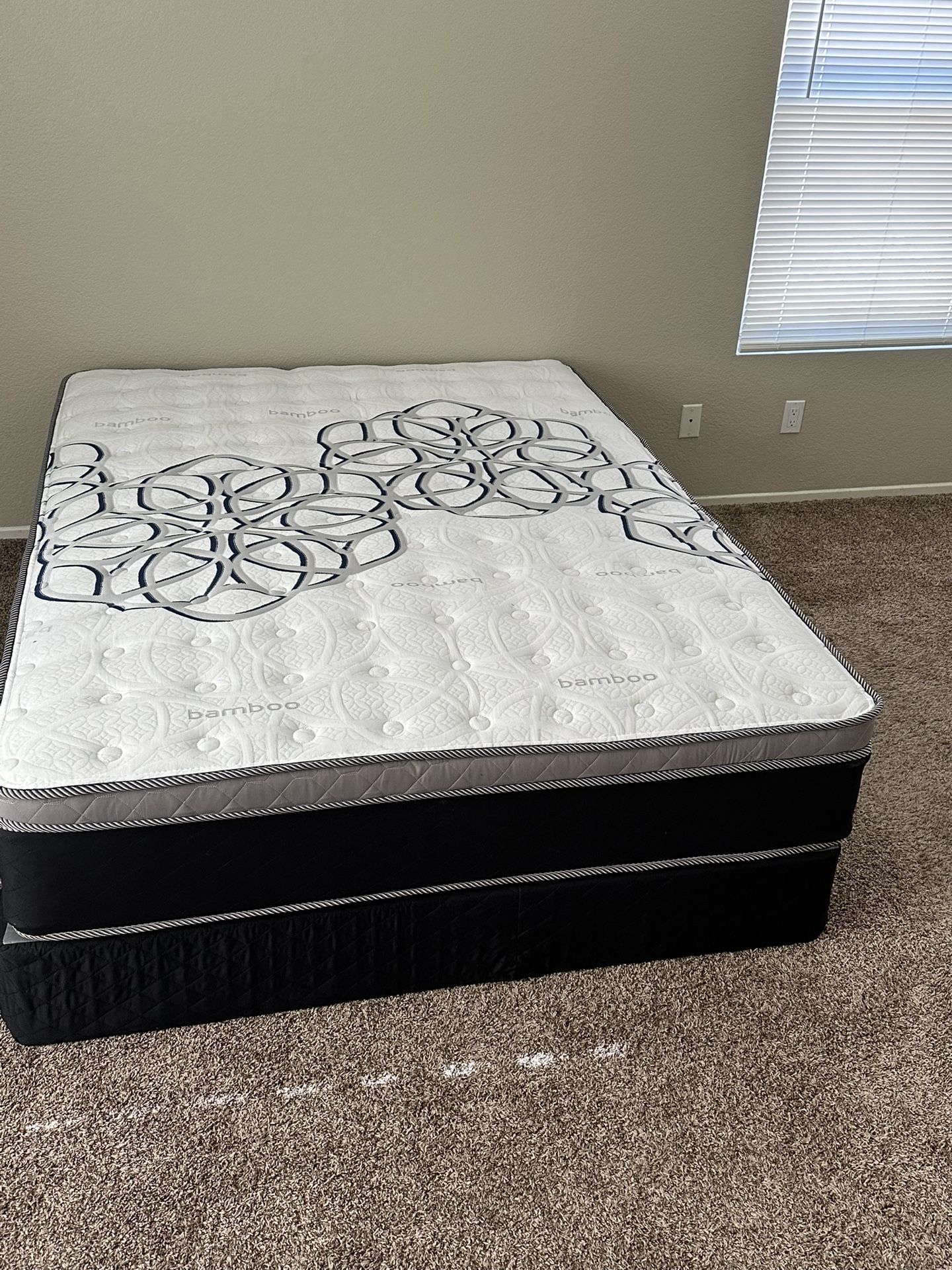 Full Size Mattress Pillow Top New 12”