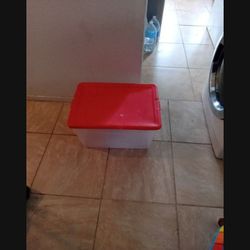 Plastic Container 