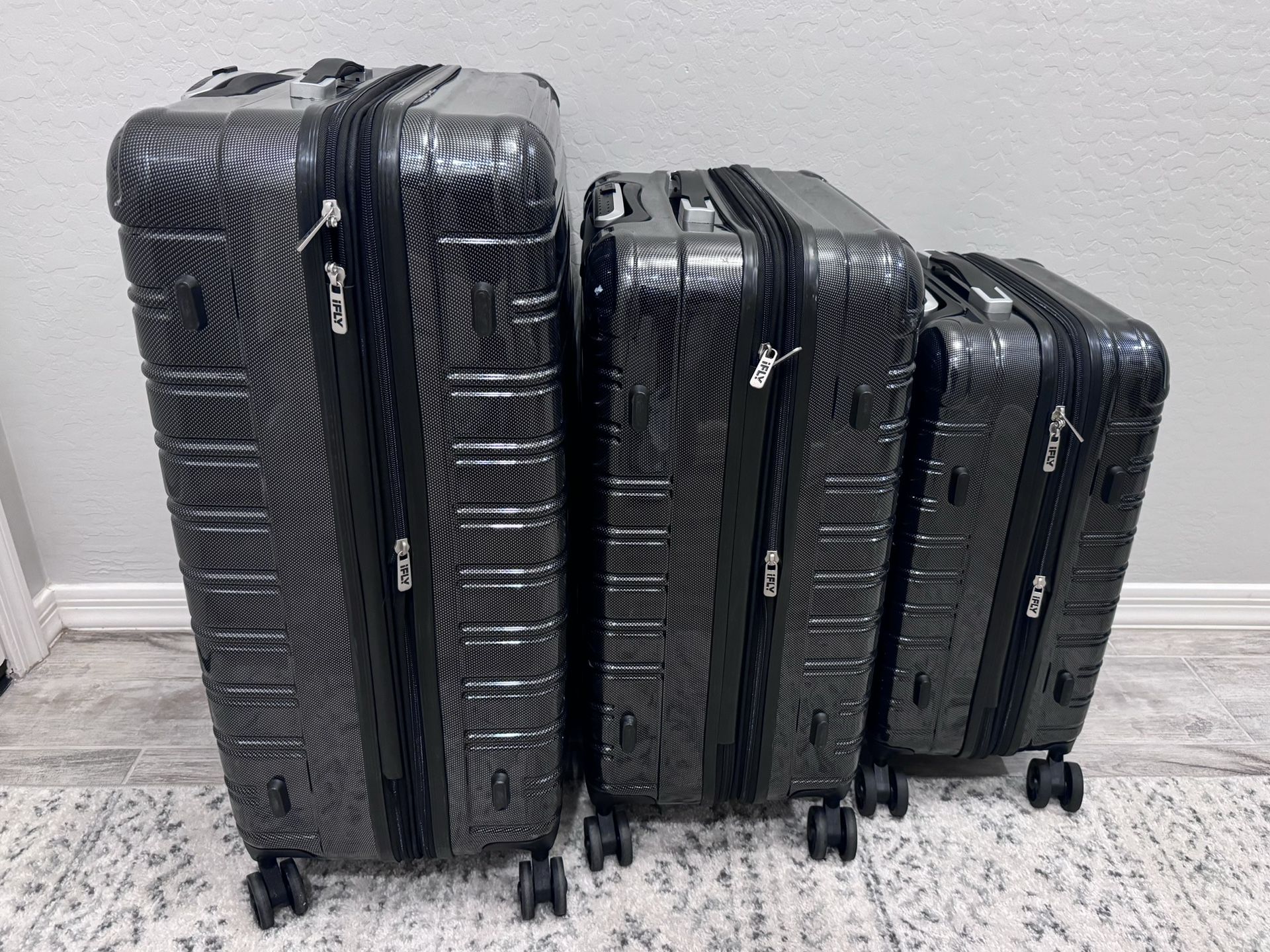 iFLY Hardside Fibertech Luggage 3pc Luggage Set (20