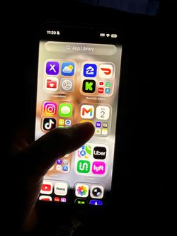 iPhone 16e
