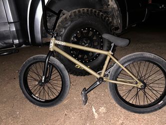 Garrett Reynolds complete fiend Bmx