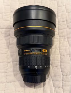 Nikon 14-24mm (Almost Unused)