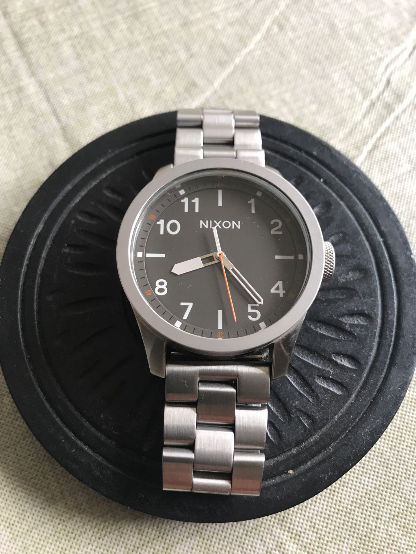 Nixon watch