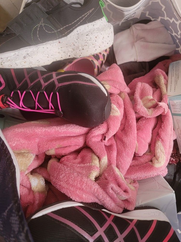 Clothes Shoes