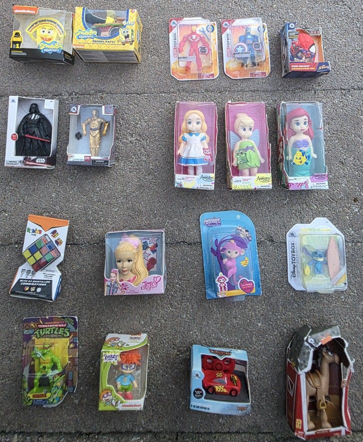 Mini Zuru Brand Toys, Lot Of 18
