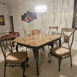 Dining Room Set With 4 Chairs 