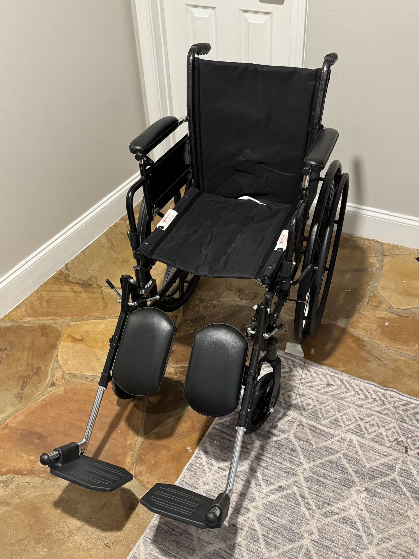 Guardian Wheel Chair like new, 