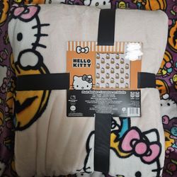 Hello Kitty Halloween Blanket $25