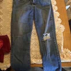 Juniors Levi’s Jeans