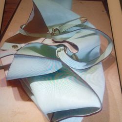 NO NAME BLUISH LEATHER HAND BAG AND SMALL PURSE