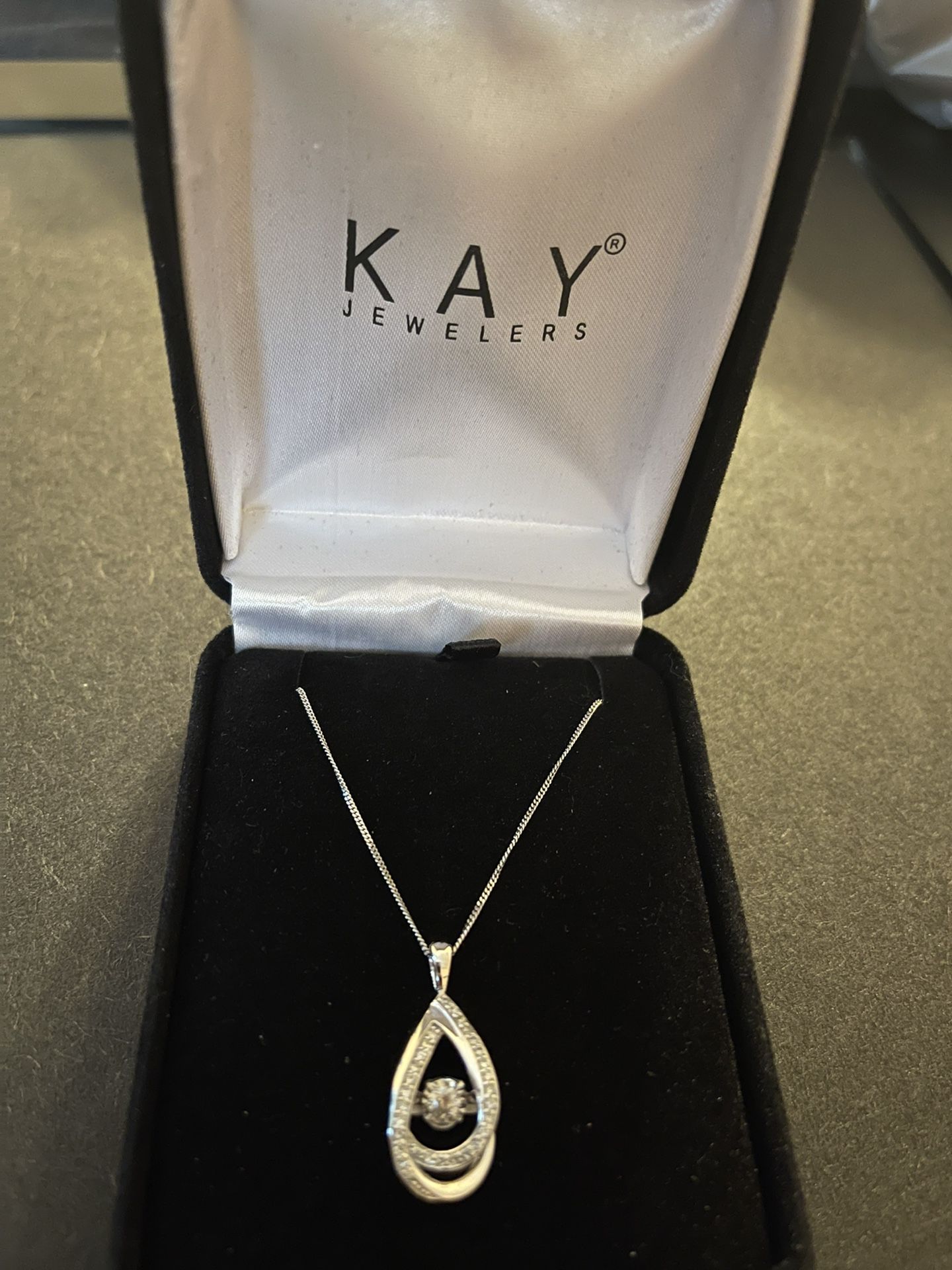 Kay’s Unstoppable Love Diamond Necklace 