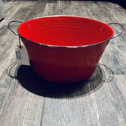 New Red 4.5 Gallon Ice Bucket