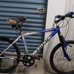 Trek 820 ST 26in Mountain Bike