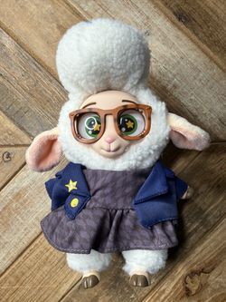 MINISO Zootopia Series Vinyl Plush Pendant Bellwether