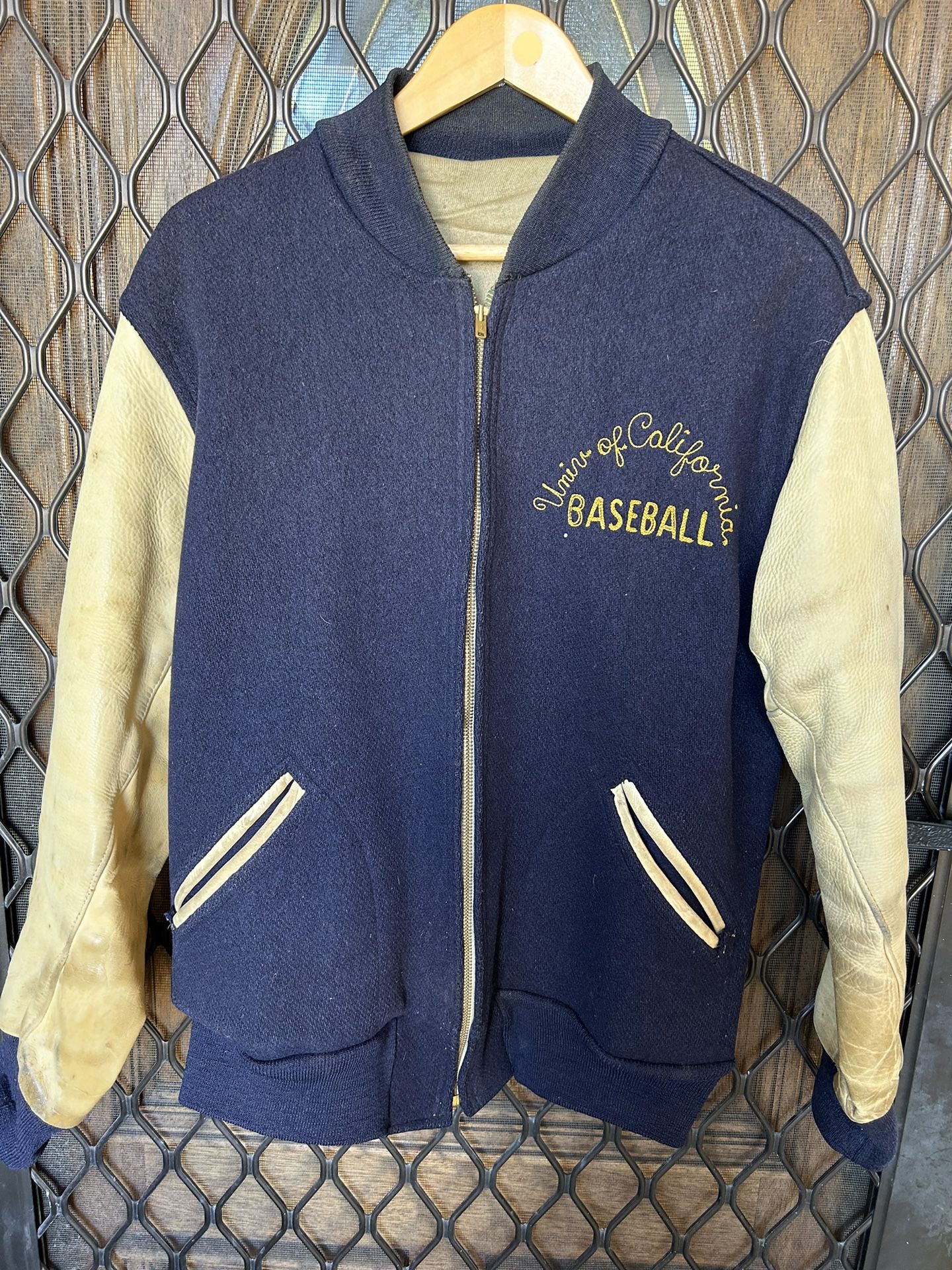 Vintage Whiting Size 44 ( Large) Varsity Letterman Jacket University Of California Baseball