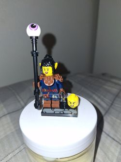 LEGO Fantasy Elf Minifigure with Staff and Accessories