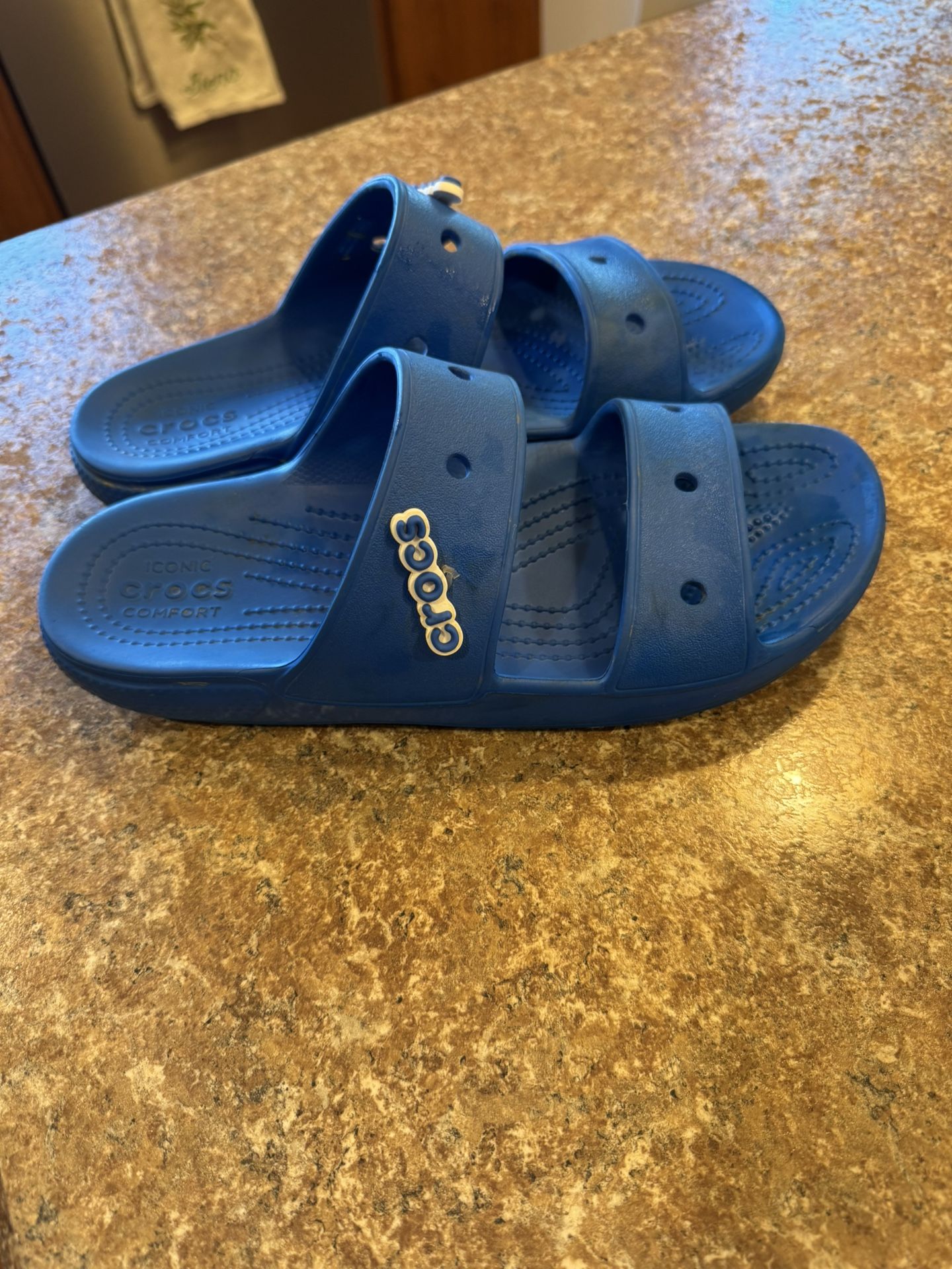 Unisex Crocs Sandals Shipping Available