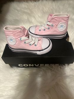 New in box pink high top converse size 5