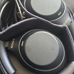 Sony WH-1000XM4