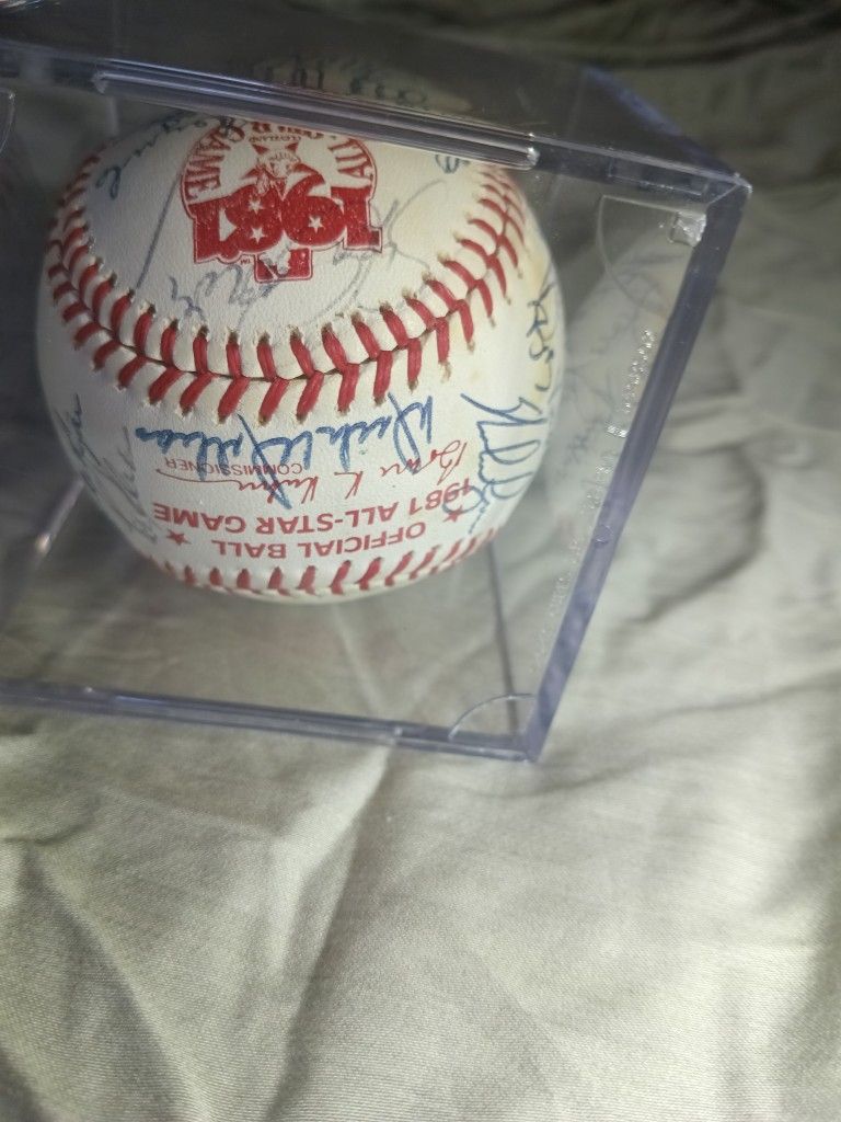 1981 Signed All-Star Game Signed Ball *Cleveland Cburfoo Wahoo Logoi* Cleveland's Year