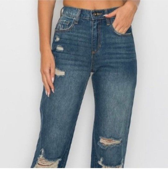 New Women's Distressed Jeans