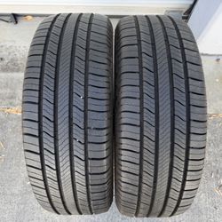 2 Michelin Tires 225/60/17