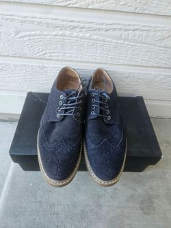 Shoe