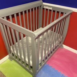 Mini Crib And Changing Table Set