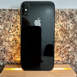 Unlocked iPhones XS XR X No SIM Lock Works Any Carrier