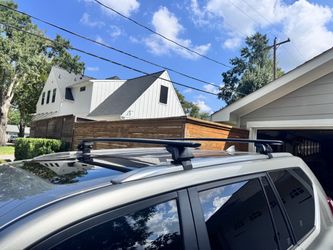 Yakima Roof Rack for 2010-2023 Lexus GX460
