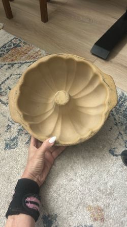 Pampered Chef Bundt Cake Stone