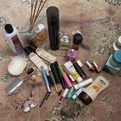  Make Up Lot, All For $5