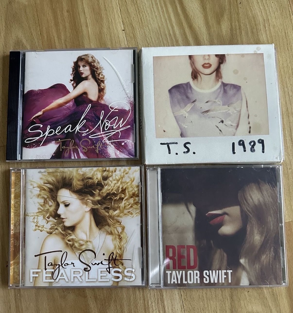 Taylor Swift 4 CD Lot Bundle, 1989, Red , Fearless, Speak Now