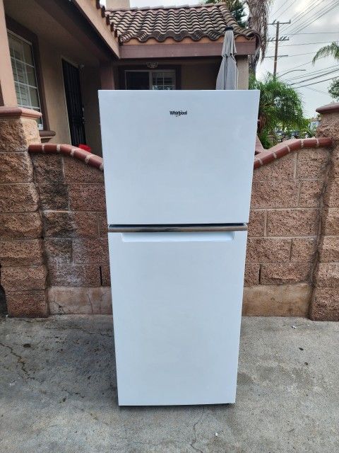 3MONTHS WARRANTY 25X27X66 WHIRLPOOL FRIDGE 13cufy