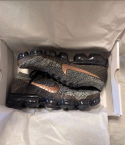 Nike air vapor Max Flyknit explorer